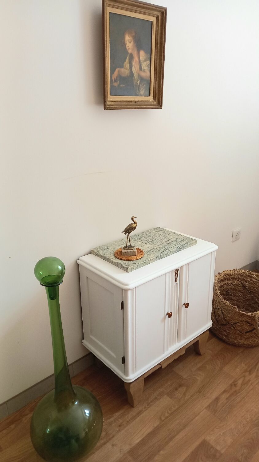 Artdeco bedside buffet