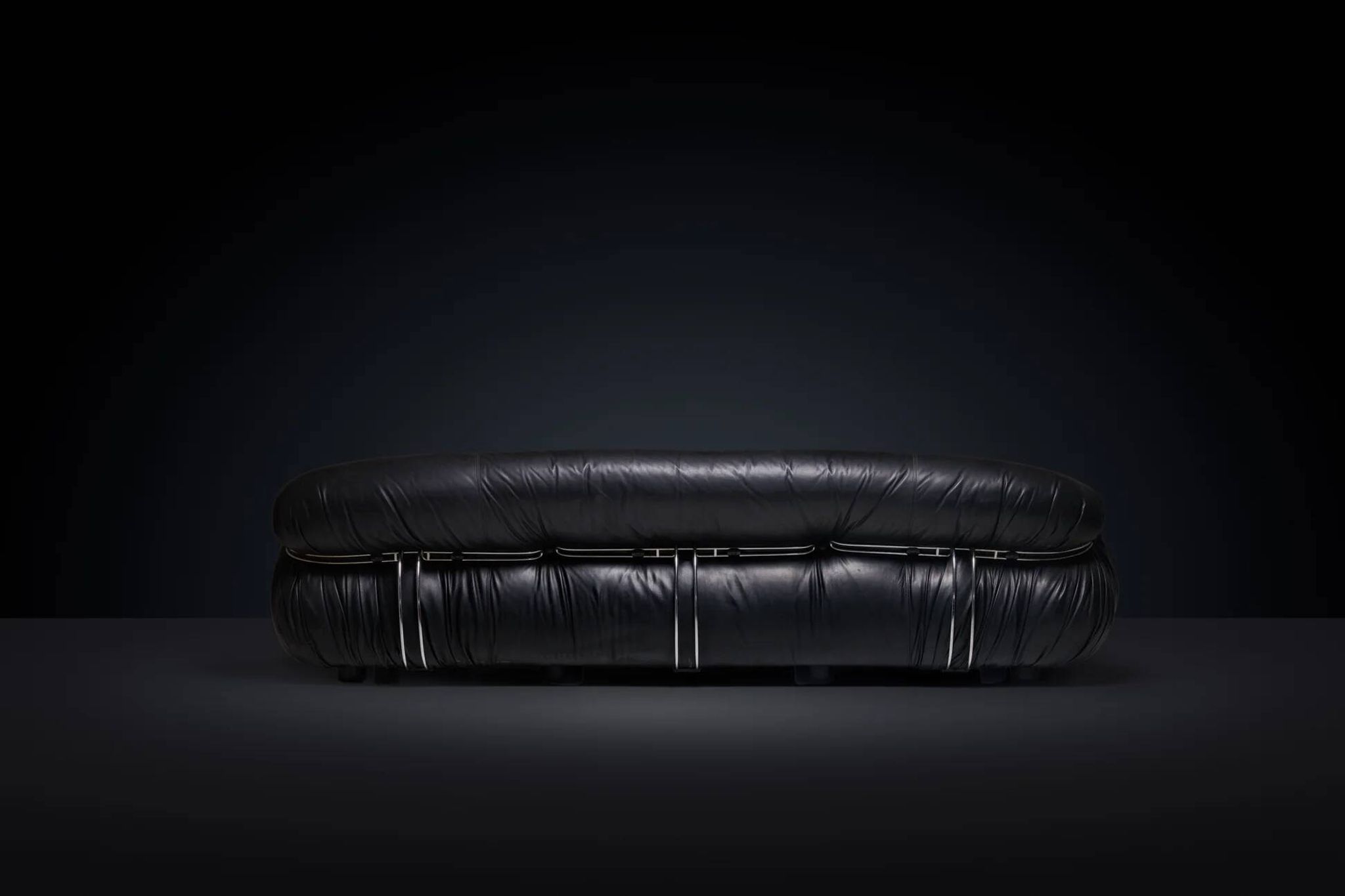 Three-seater sofa Soriana by Afra Tobia Scarpa for Cassina