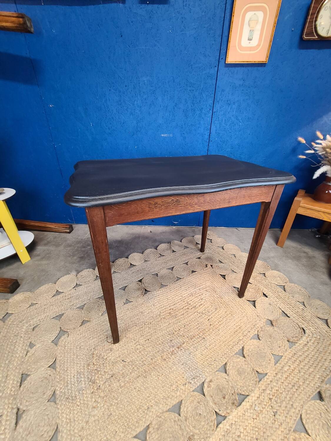 Vintage art deco table 1930 in solid wood