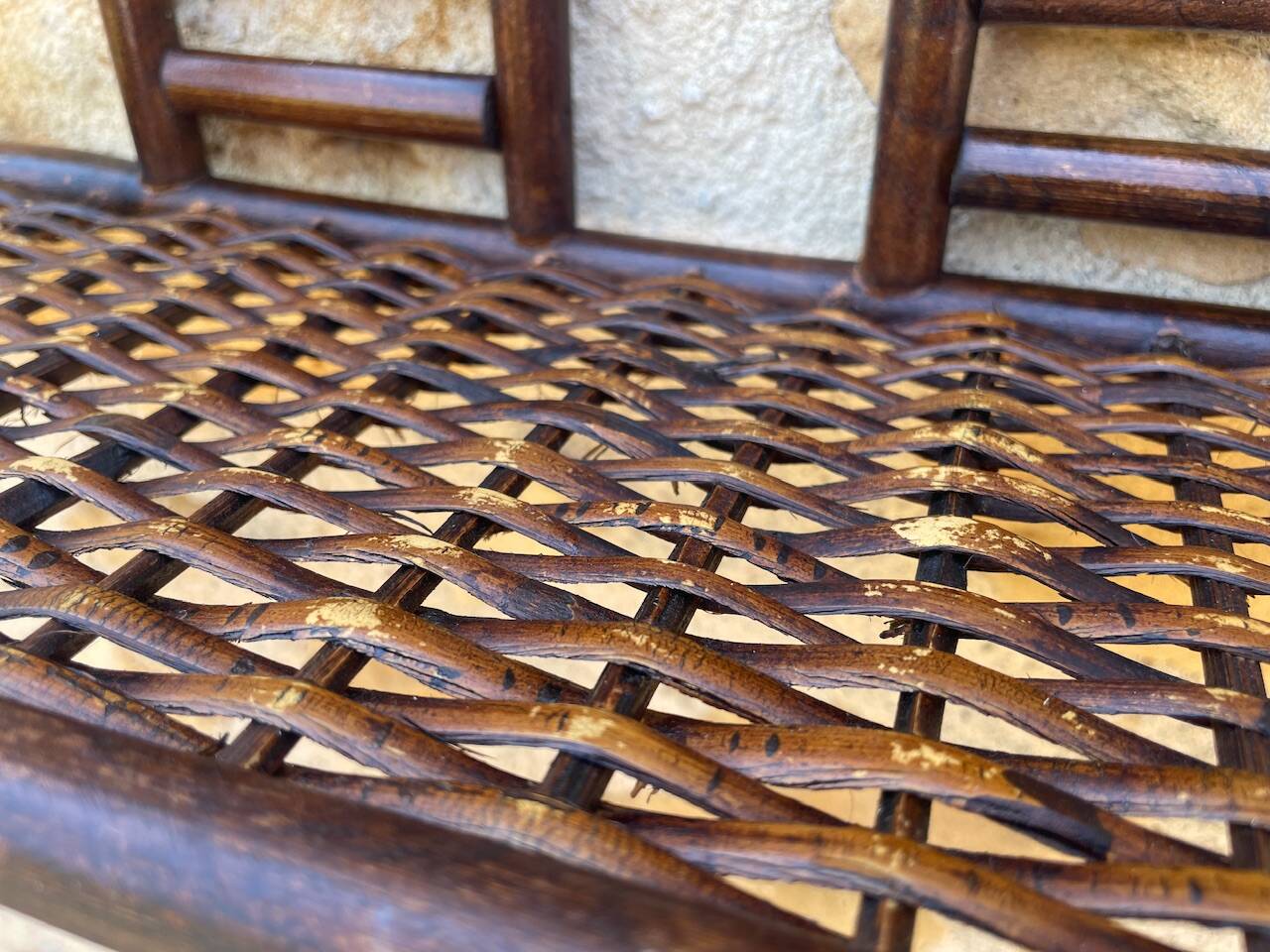 Vintage wall shelf in bamboo and rattan, circa 1960s.