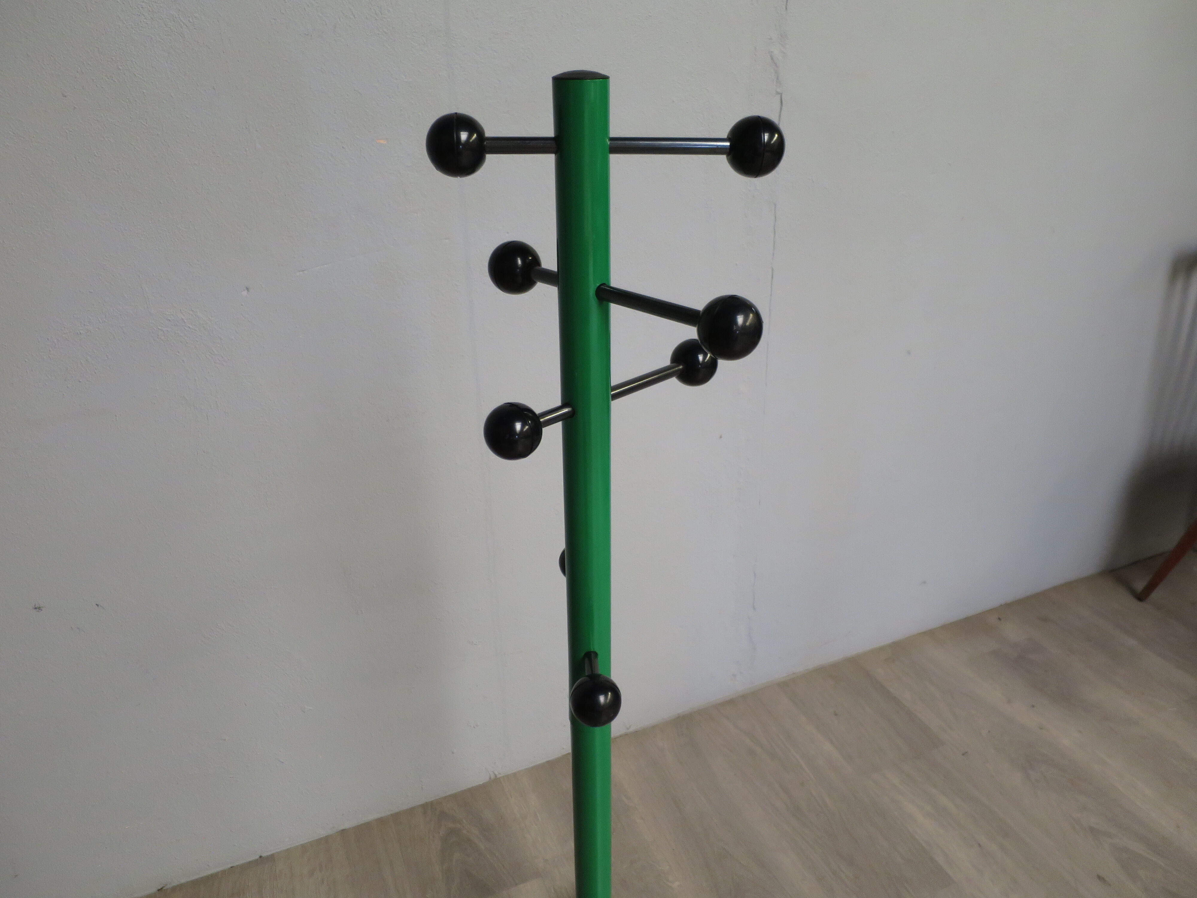 Coat rack balls 70s