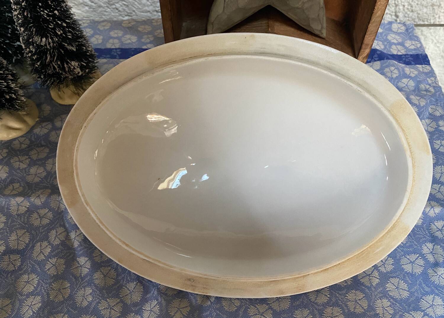 Antique porcelain vegetable dish made of "bamboo"