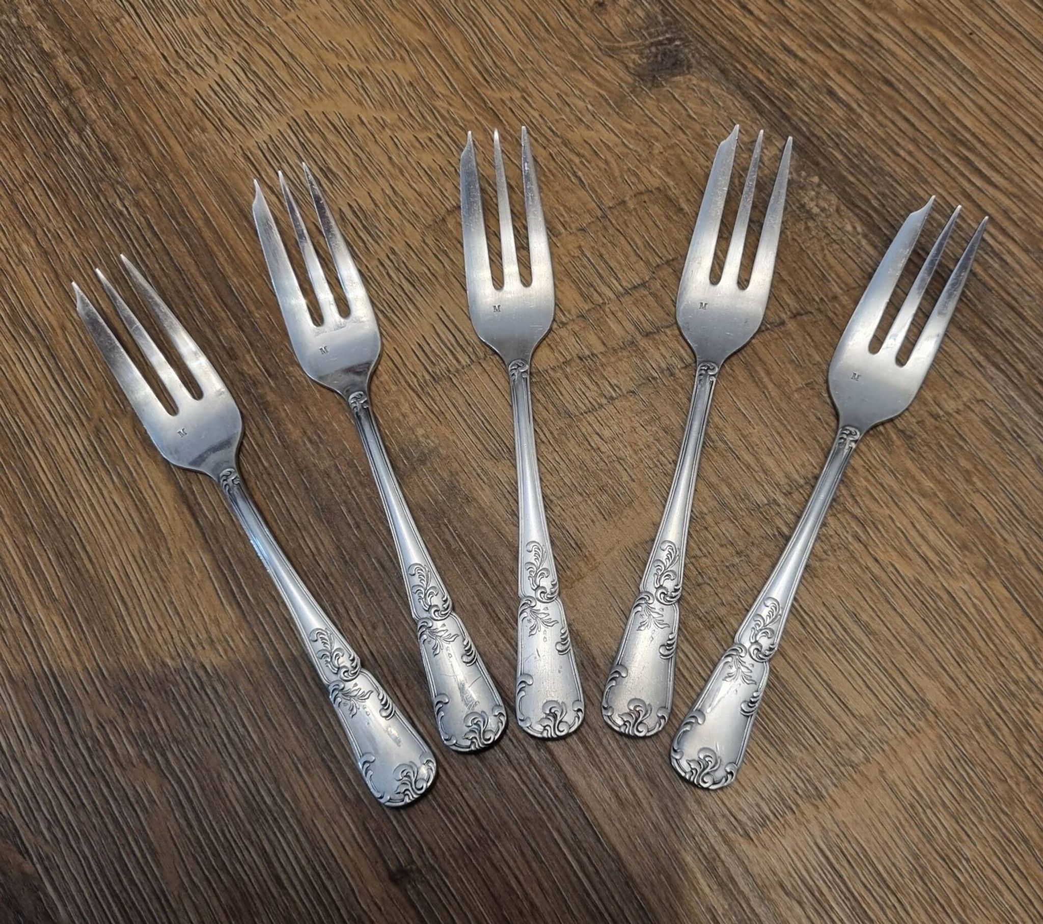 5 fourchettes à gâteau argent milieu XXème