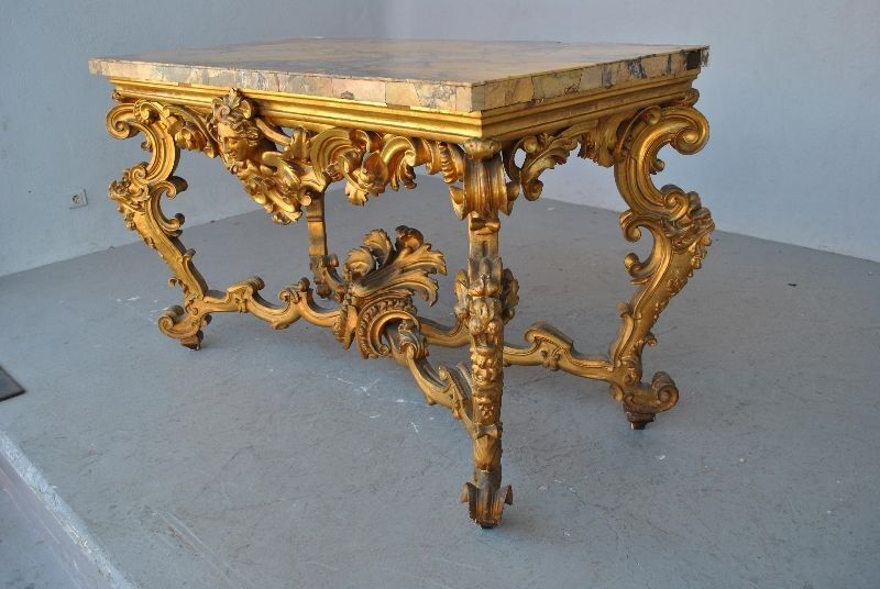 Console rocaille bois doré marbre romain XVIIème
