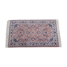 Tapis design saroukh en laine à franges sur fond rose 90x166cm