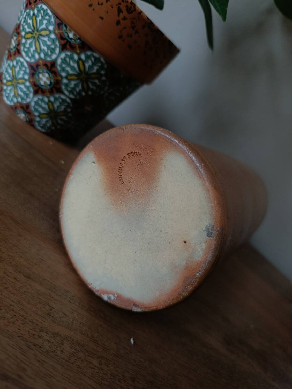 Bouteille grès marron brut et épuré vintage