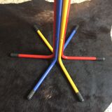 Children's coat rack from the 80s in lacquered metal.