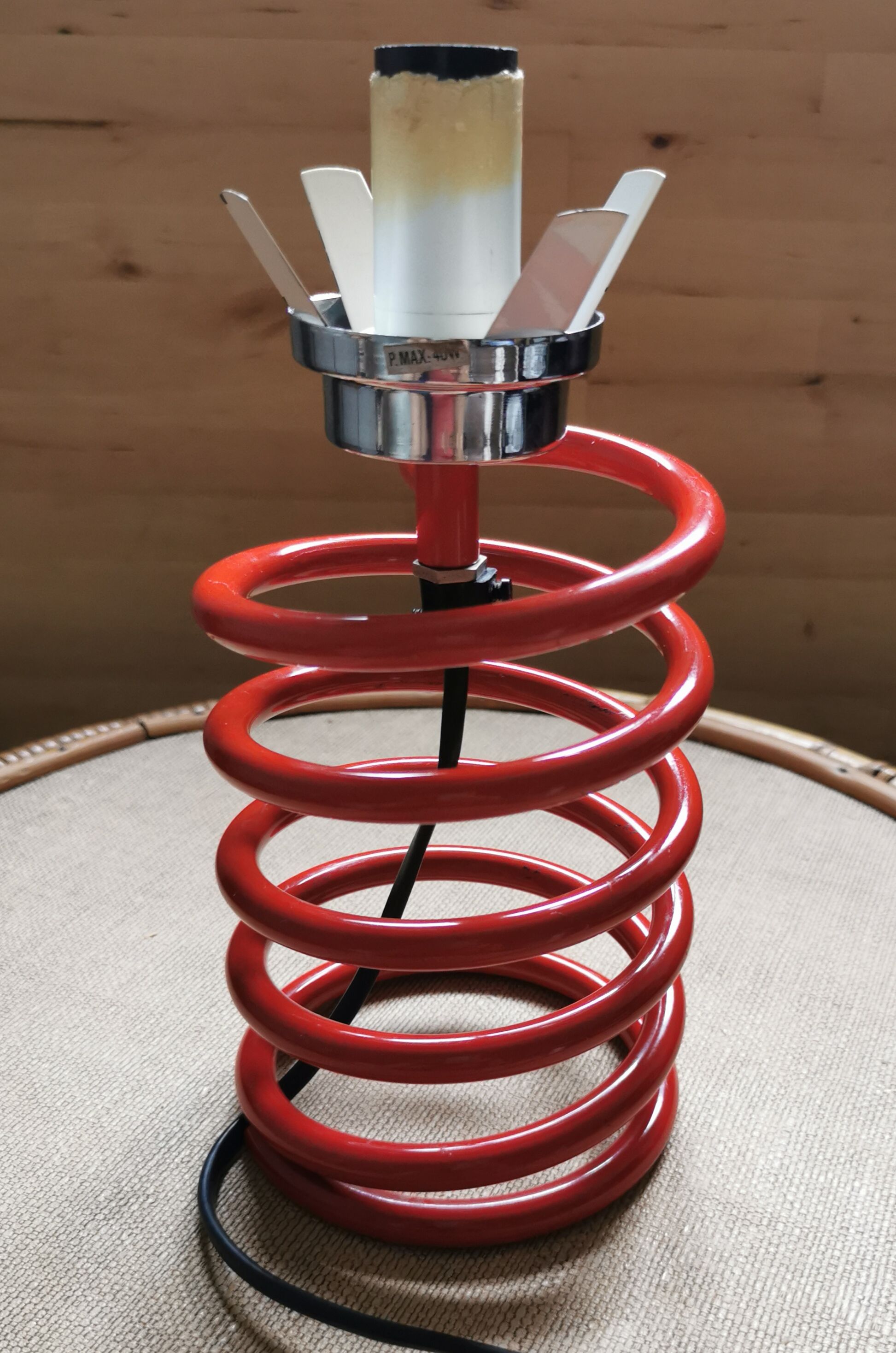 Red spring lamp foot