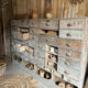 Ancien meuble de quincaillerie, meuble de métier