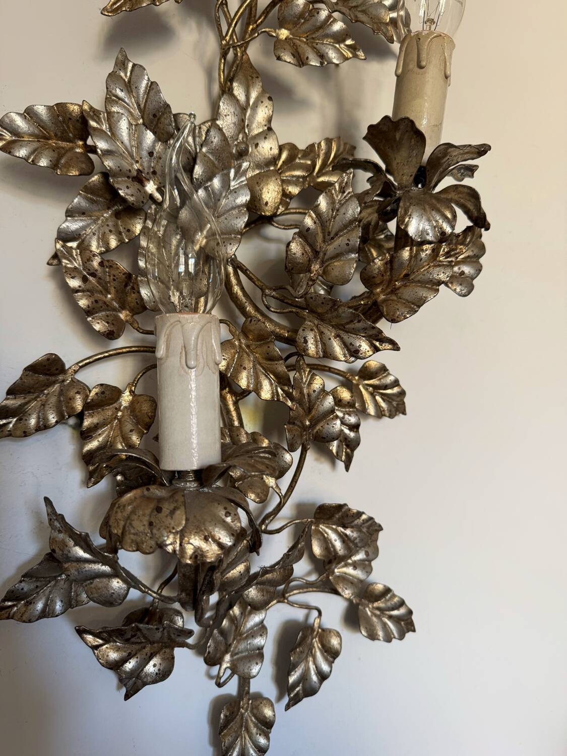 Florentine foliage applique from the 1960s.