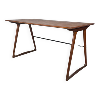 Grand bureau scandinave