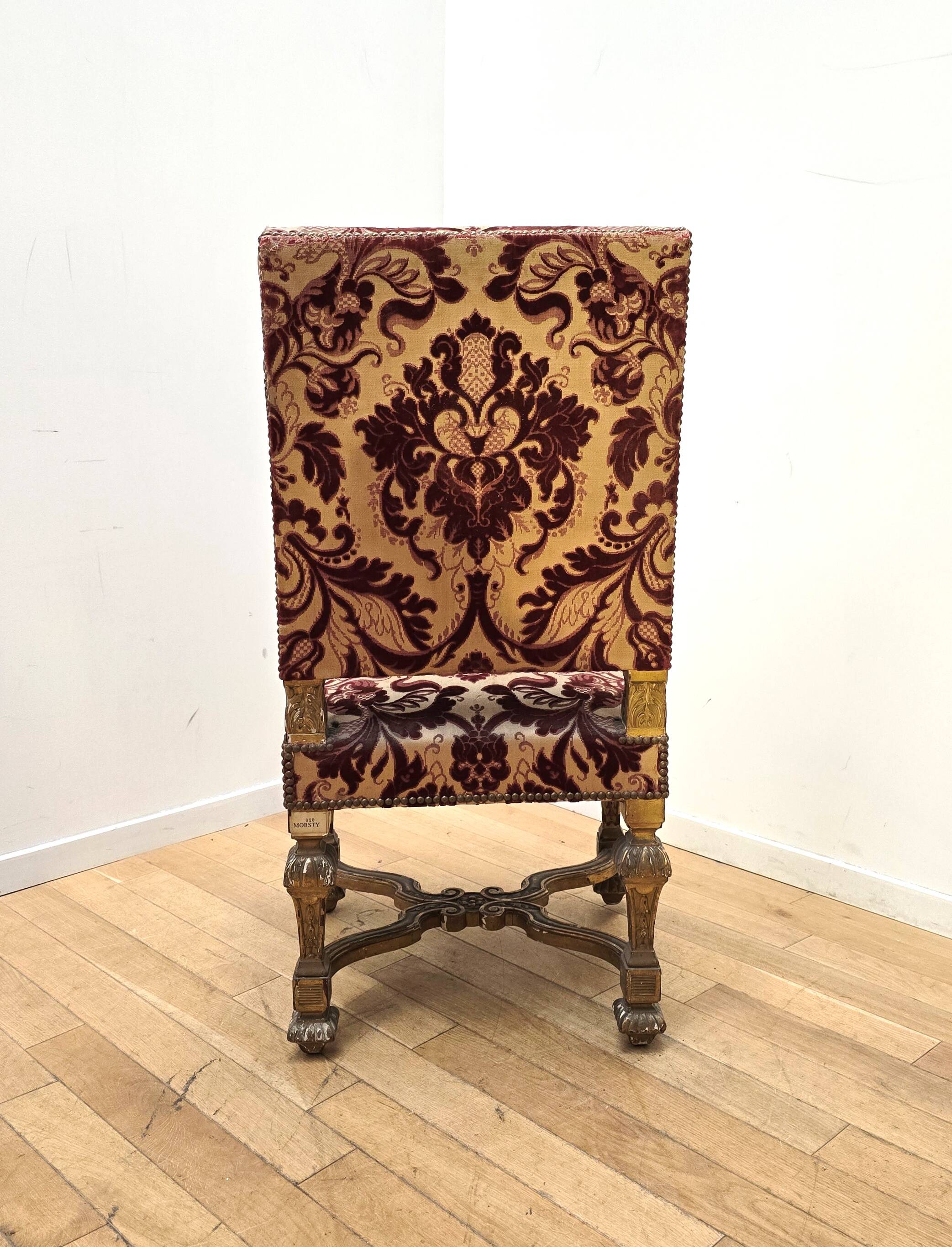 Fauteuil style Louis XIII