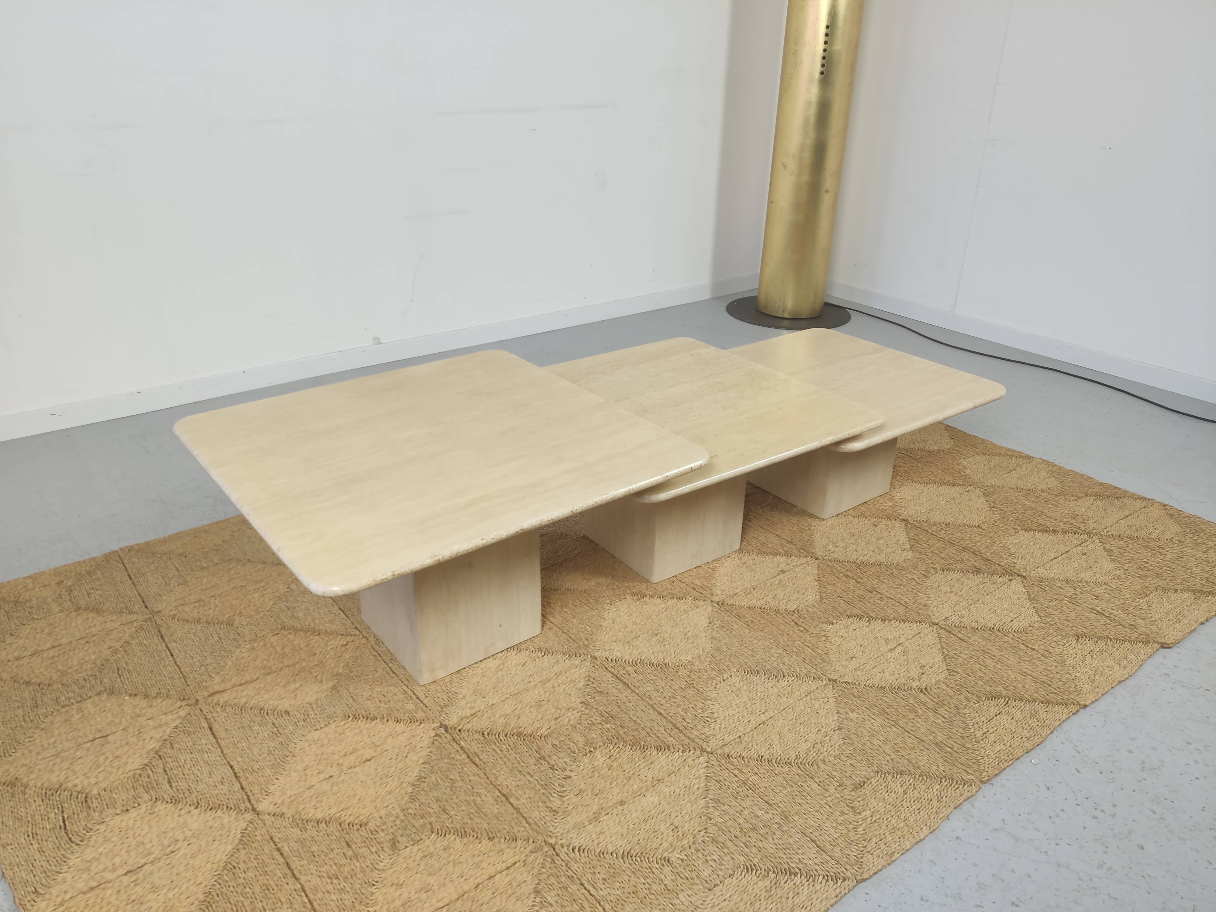 Table travertine 80s