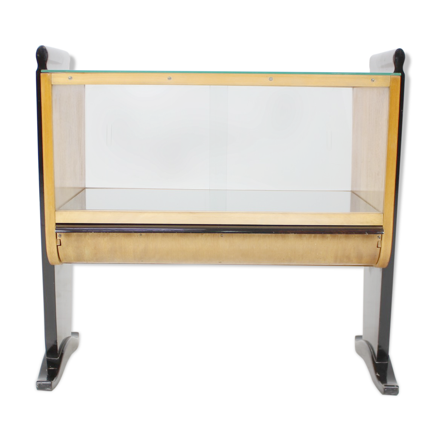 Art deco bar designed by Jindřich Halabala, 1930