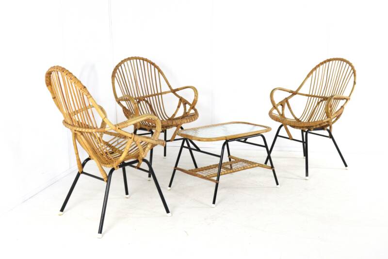 Set of 3 rattan chairs + coffee table - mid century dutch design