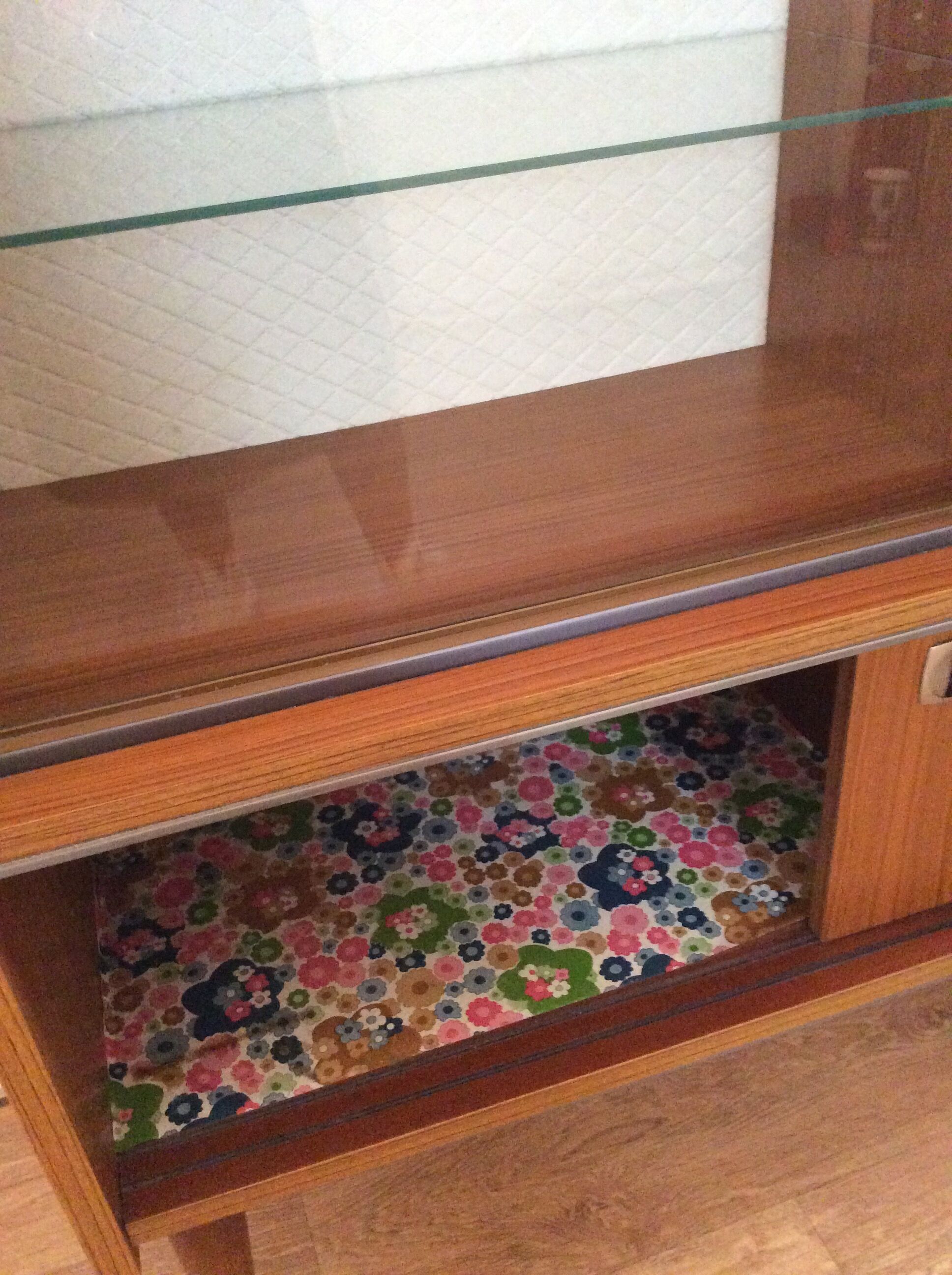 Meuble bar vintage des années 70