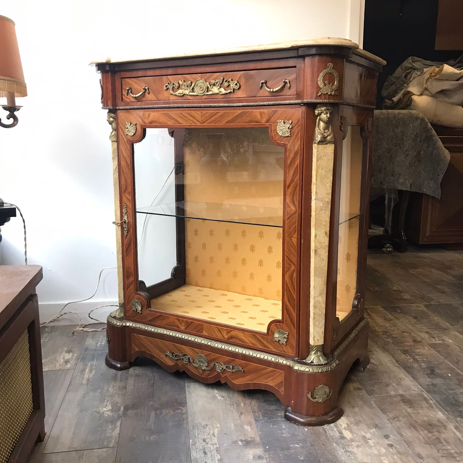 Meuble d'appui napoléon 3