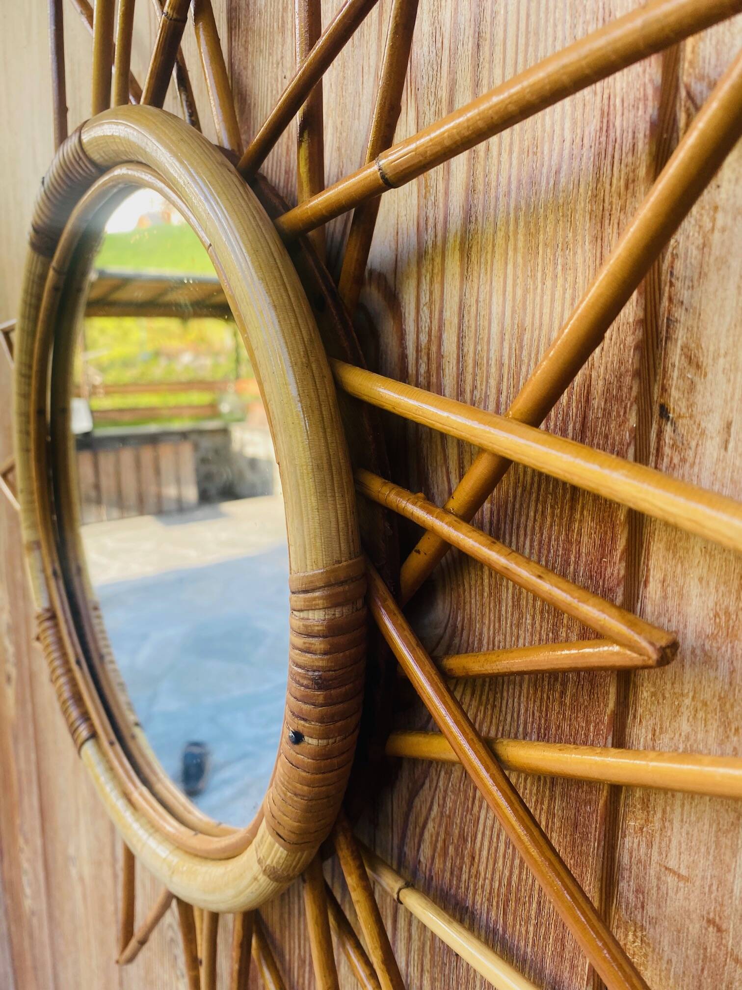 Vintage 60s/70s rattan sun mirror.