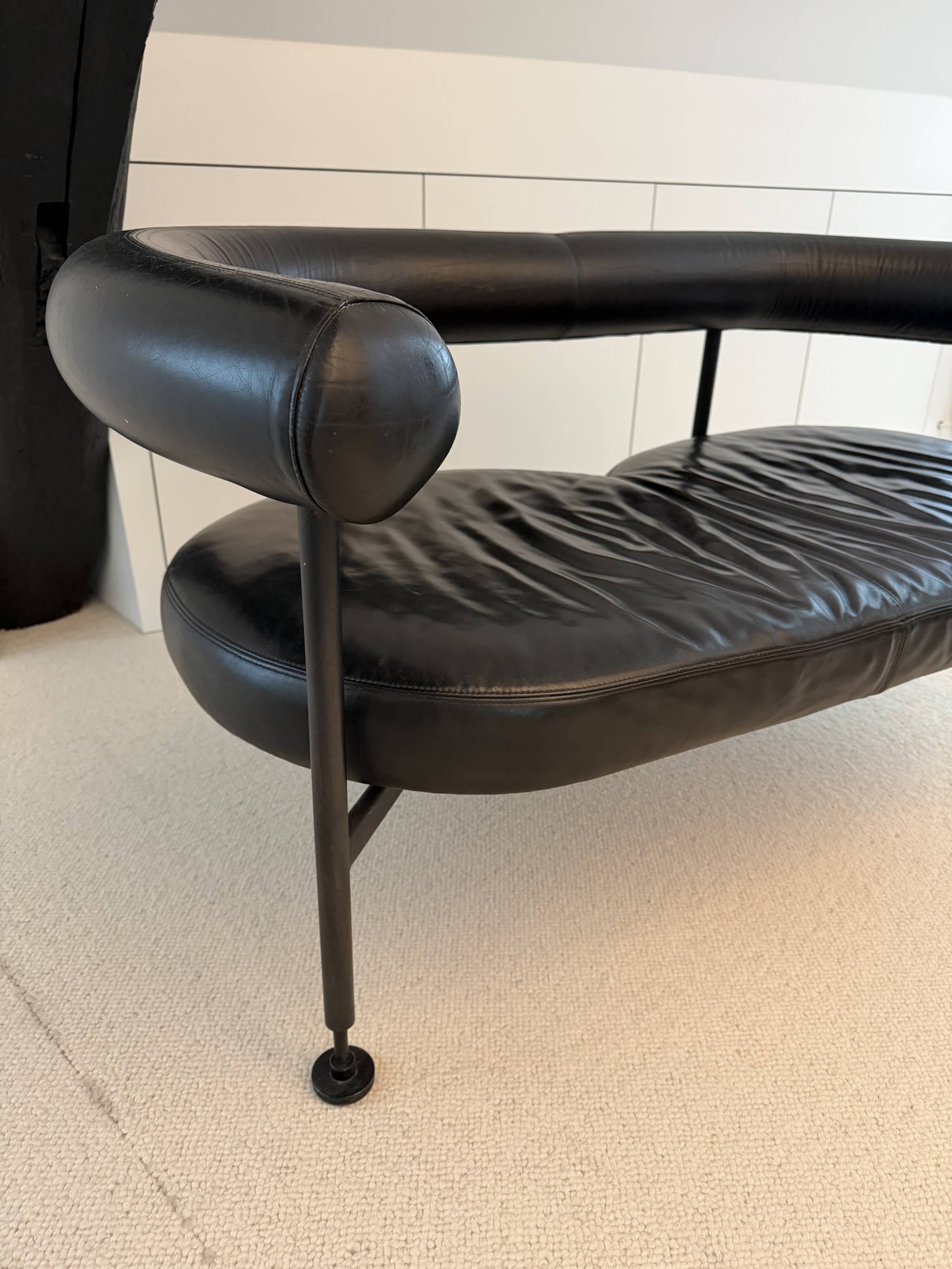 Italian bench