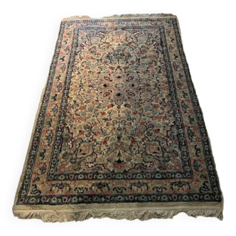 Oriental carpet