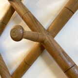 Oak accordion coat rack with 10 hooks