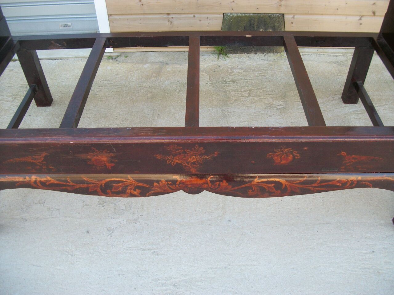 Opium lacquered canopy bed