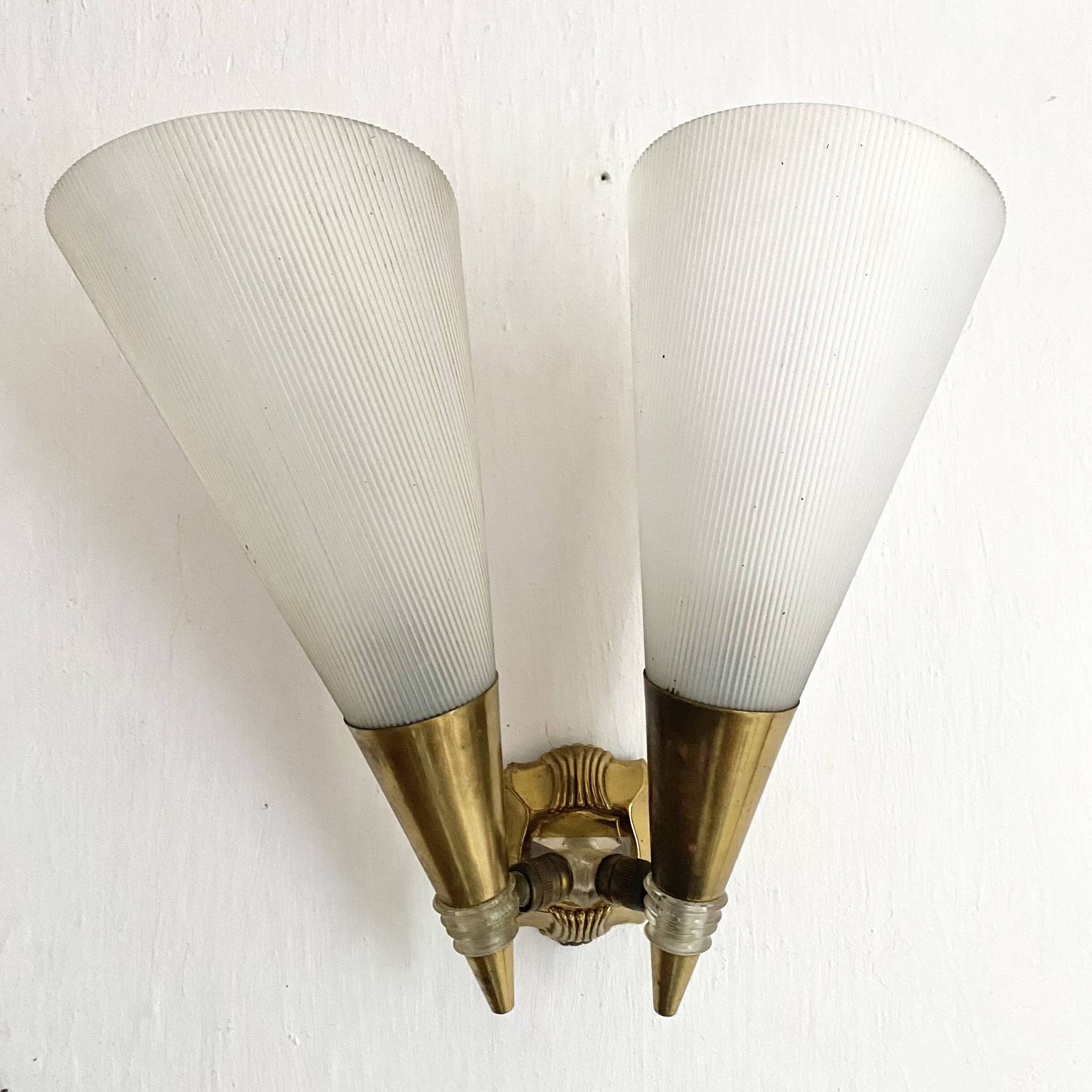 Appliques coniques orientables années 60