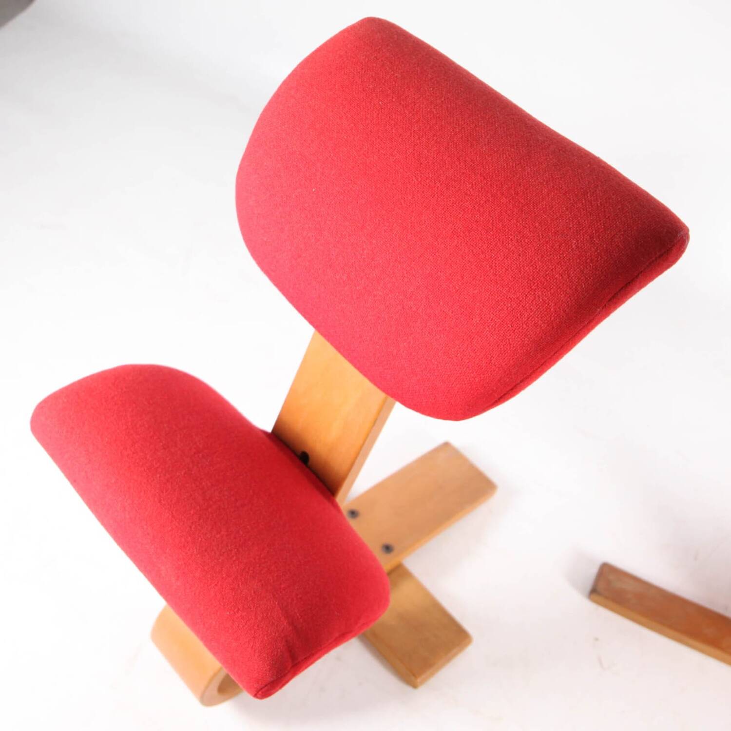 Duo of seats by Peter Opsvik