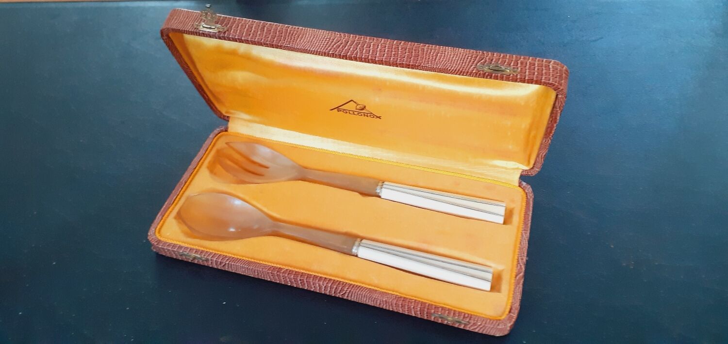 Art deco bakelite salad cutlery
