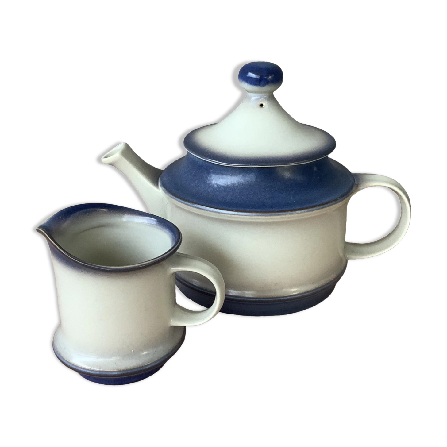 Teapot Goebel country Auvergne - Oeslauer Manufaktur and milk jug