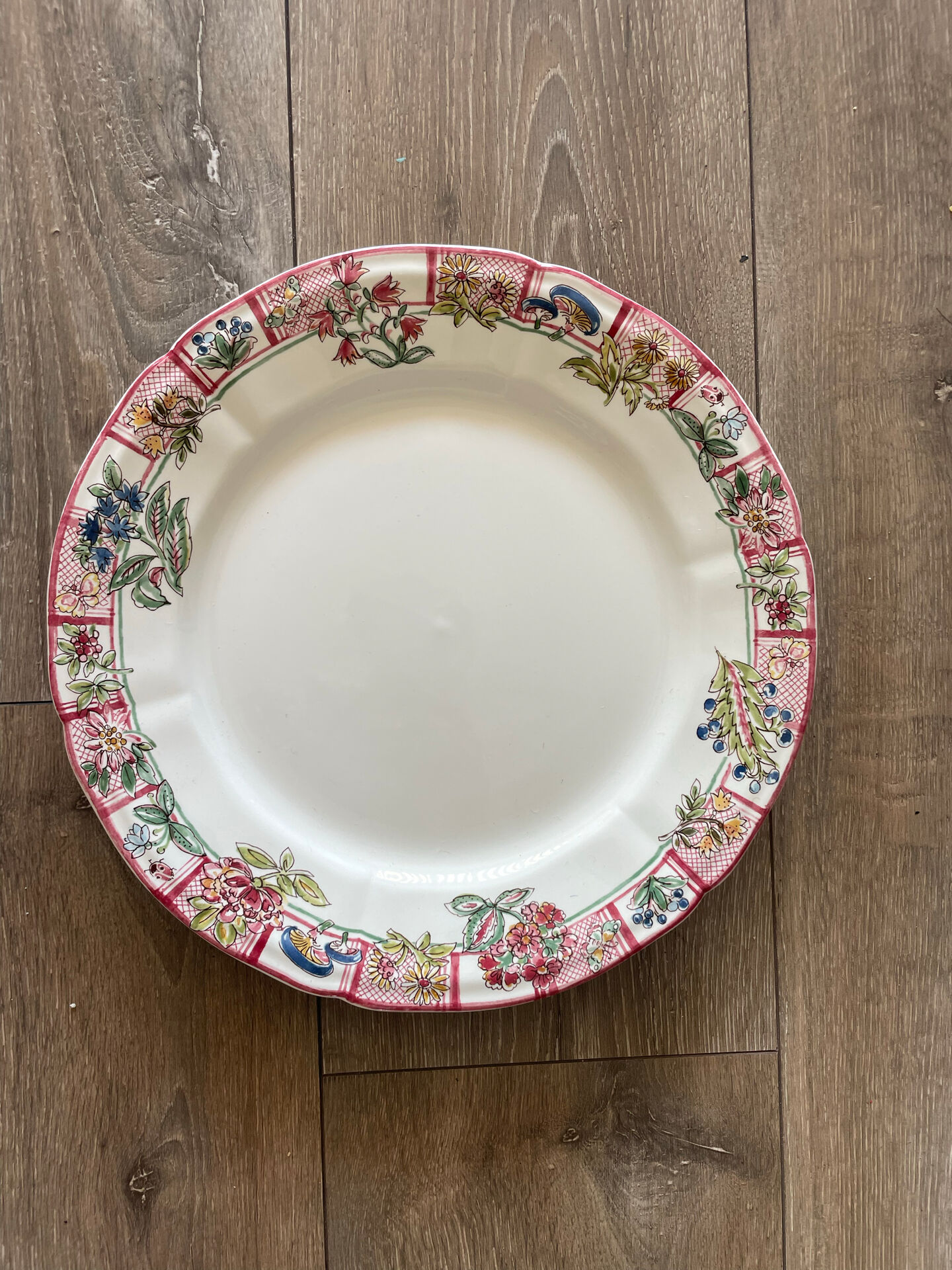 Set of 3 Gien plates