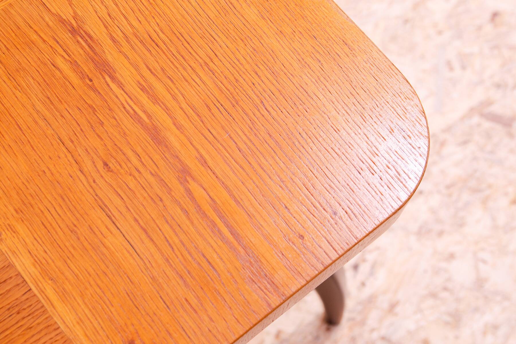 Table Spider par Jindřich Halabala rénovée, années 1930