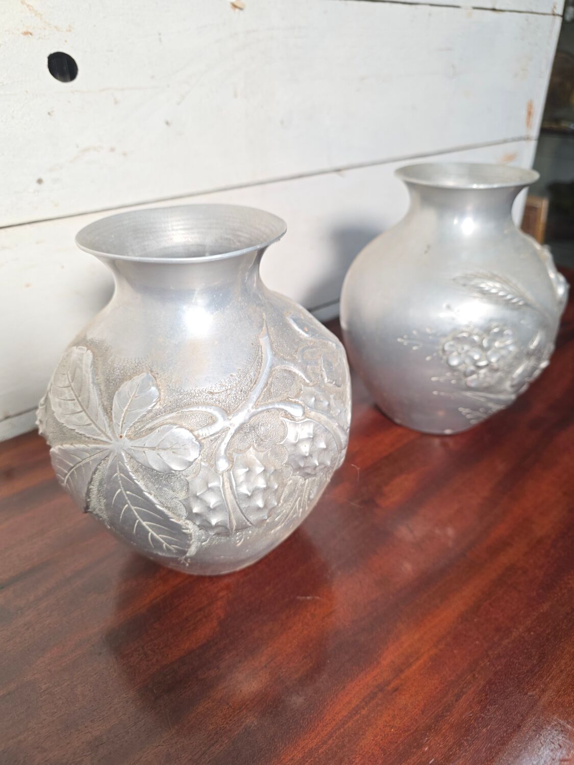 Pair of Art Deco vases in aluminium Signed