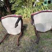 Chaises anciennes en noyer
