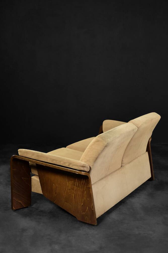 Modern Norwegian mid-century two-seater sofa, low-back loveseat Stressless Pegasus by Ekornes.