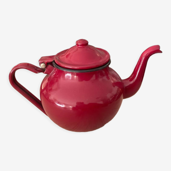 Burgundy glazed teapot
