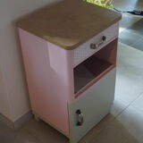 Table with rounded lines