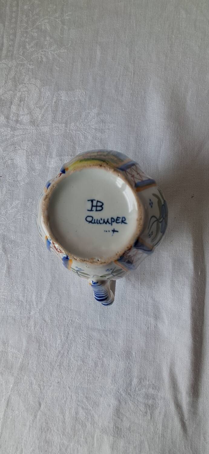 HB Quimper pot.