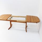 Table à manger ovale extensible vintage danoise en teck massif des années 1960