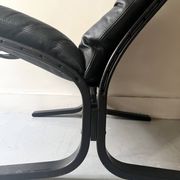 Scandinavian black leather armchair Siesta by Ingmar Relling, design 1970.