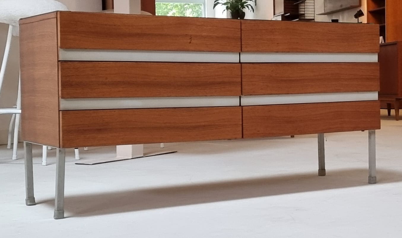 Lowboard des années 70