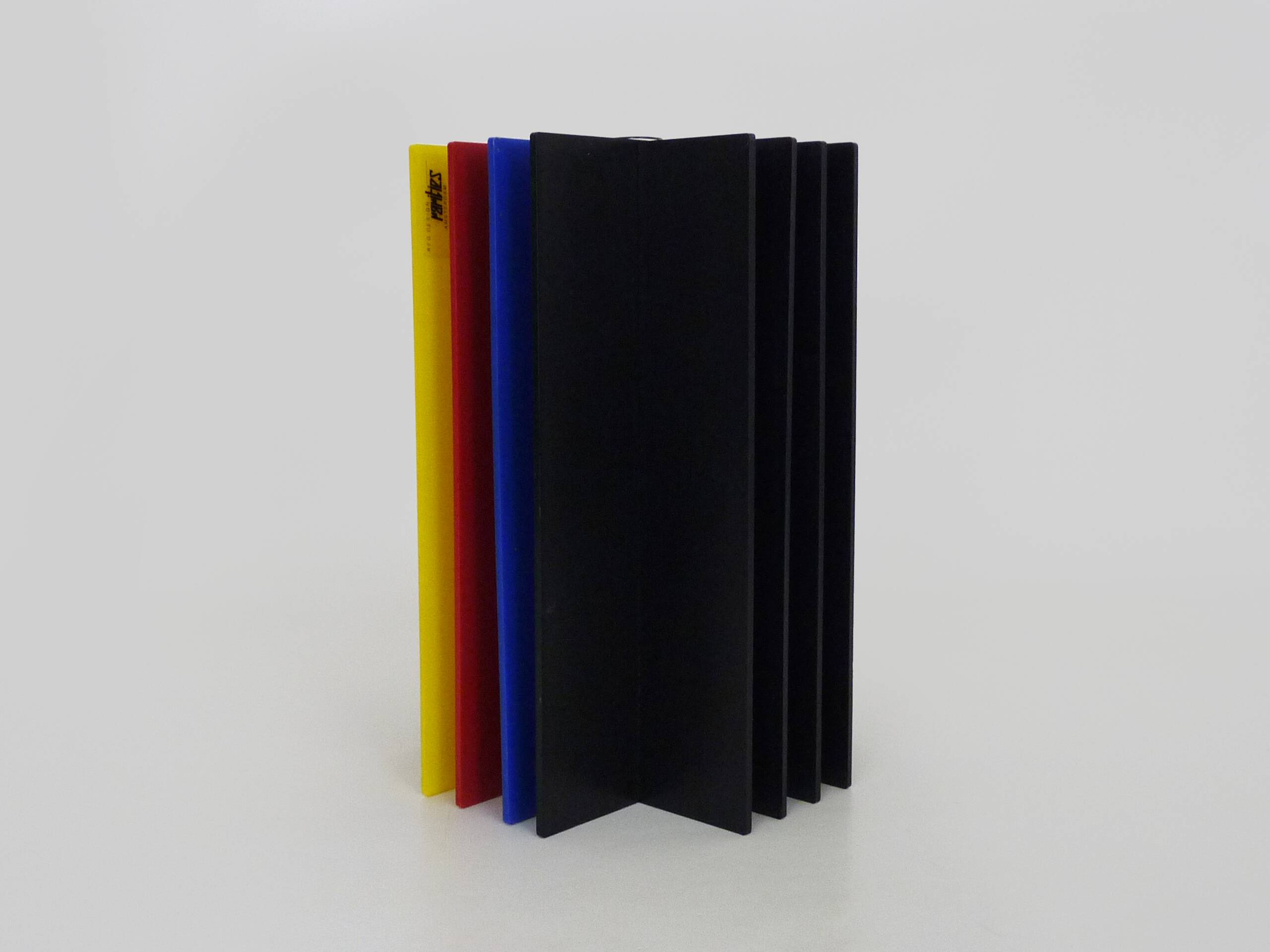 Reg Design Rarities Amsterdam Plexiglas Vase Memphis Milano 80s