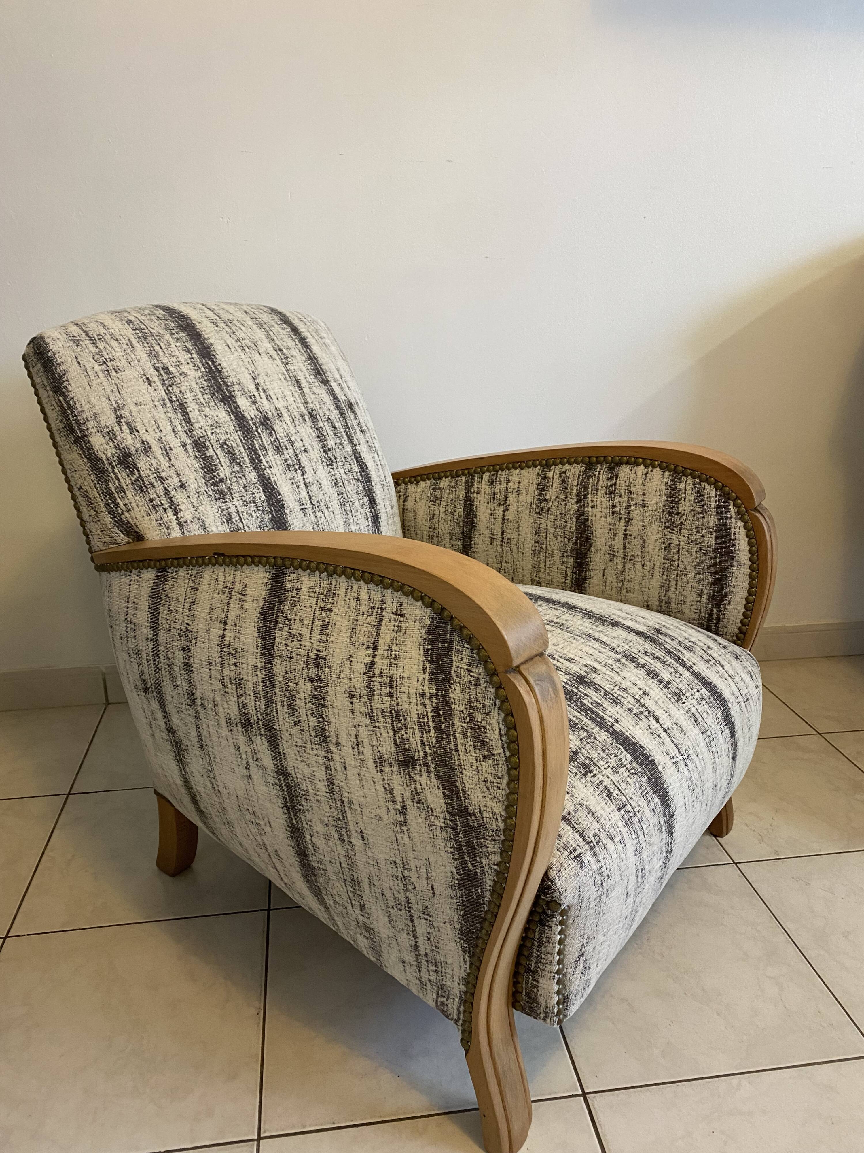 Fauteuil Art Déco en tissu vert