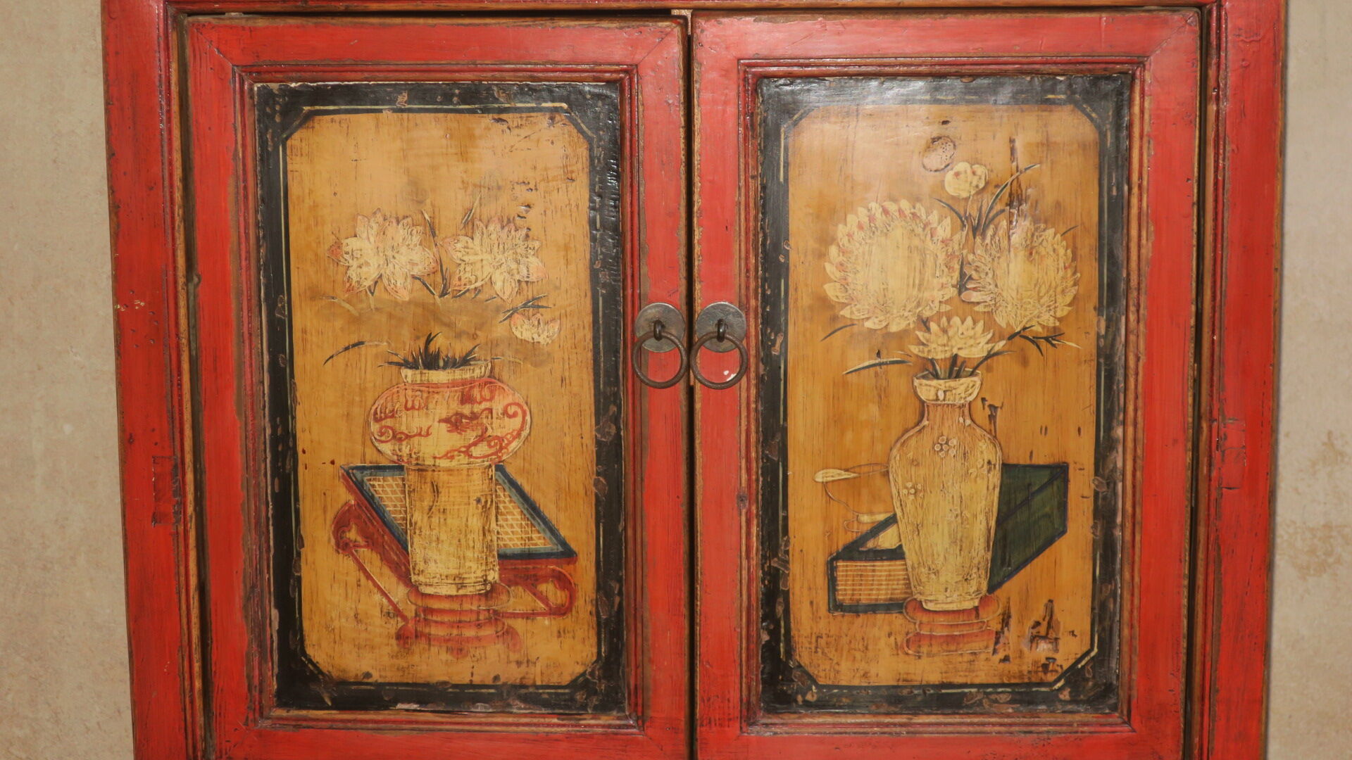 Mid century Chinese painted cabinet with 2 doors and 2 drawers