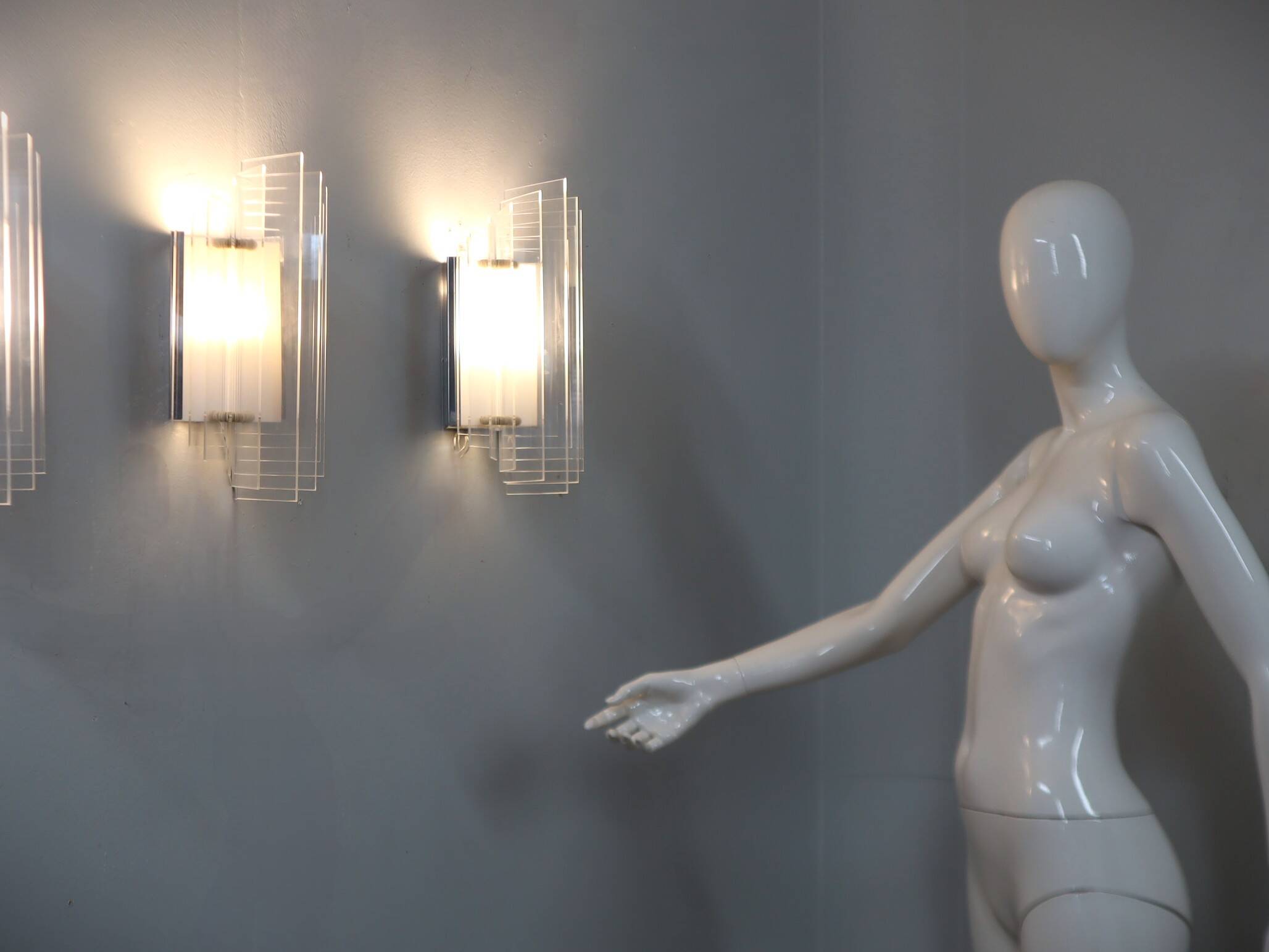 Set of 3 Italian chrome and acrylic blades wall sconces 1970s