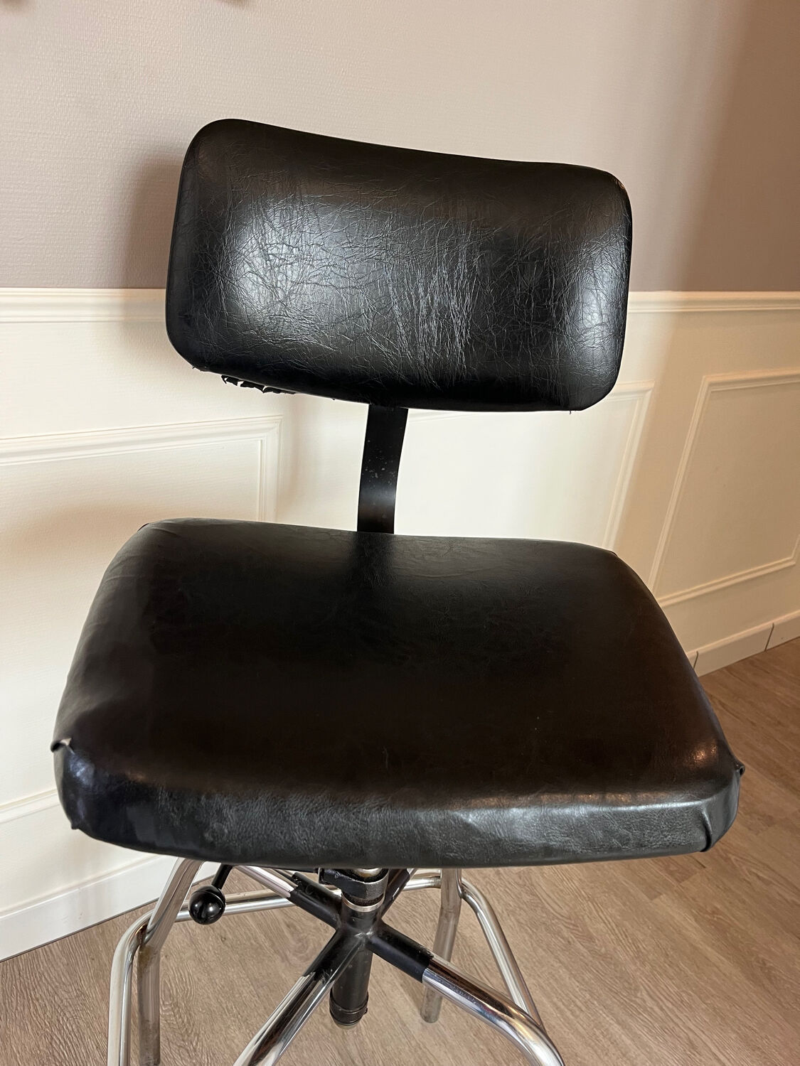 Industrial chair Laboratory