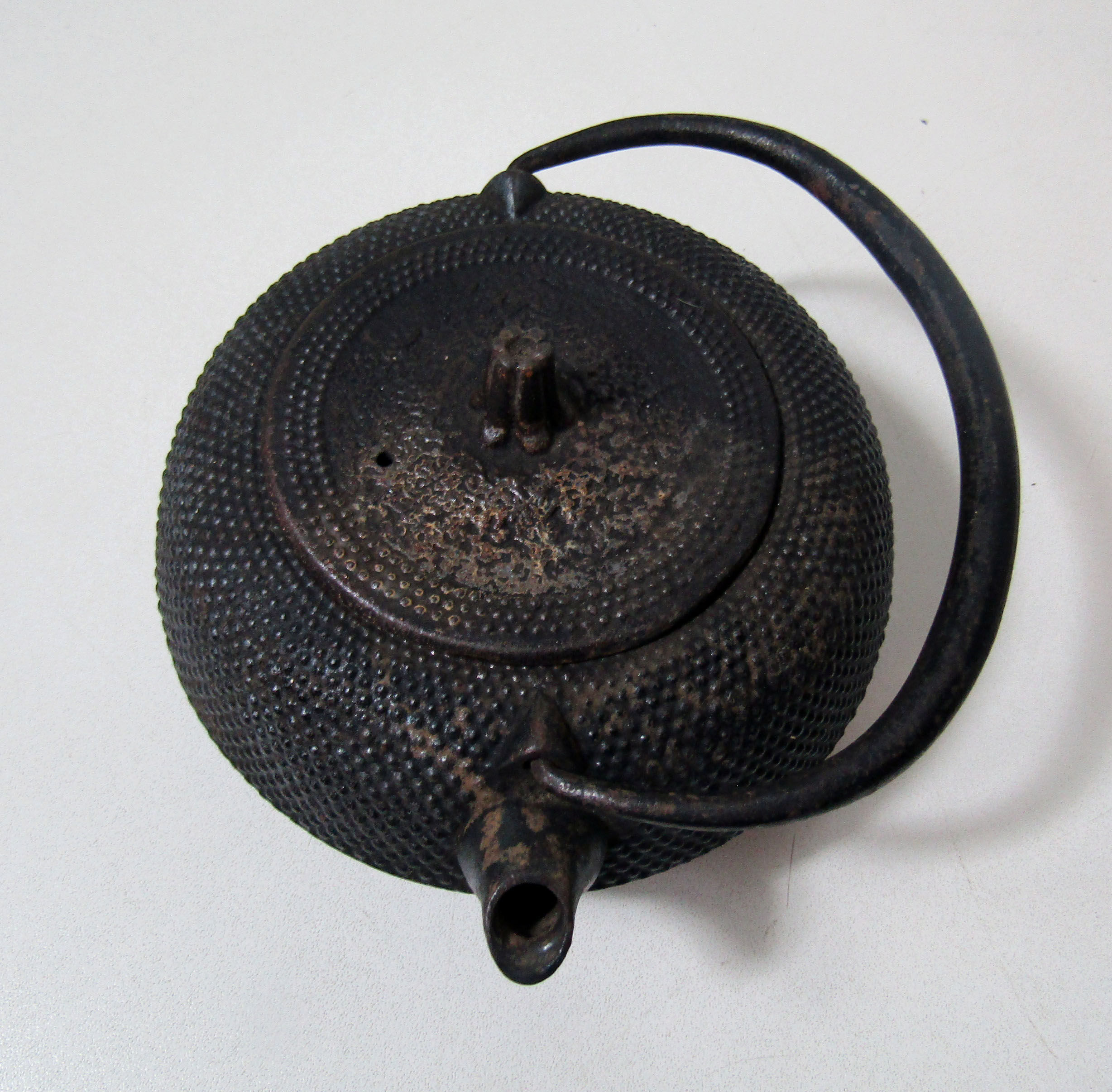 Cast iron teapot