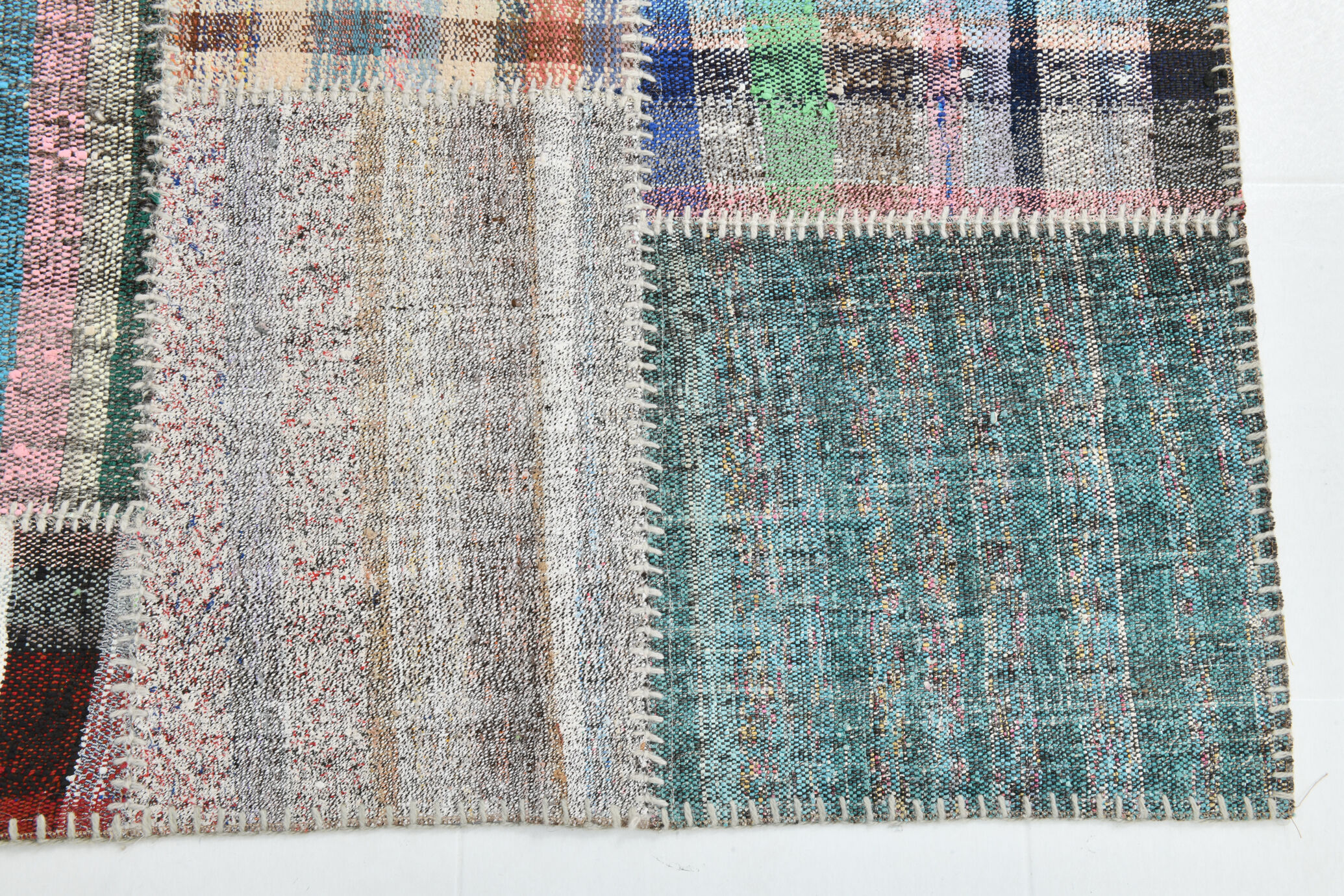 Flatweave ethnic kilim rug 212x302