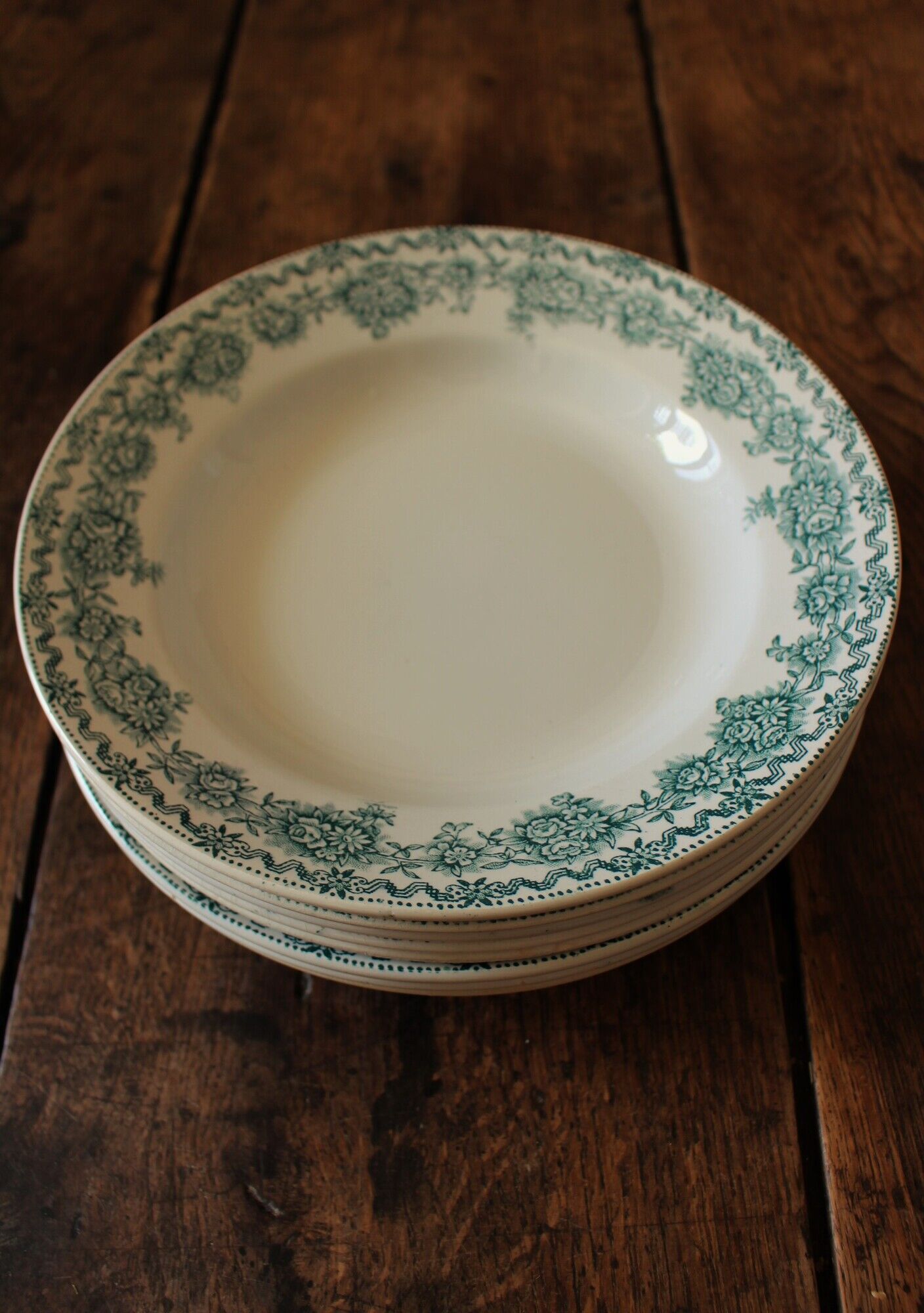 Lot 8 hollow plates Terre de Fert vert Fleurs Argenton Saint Amand