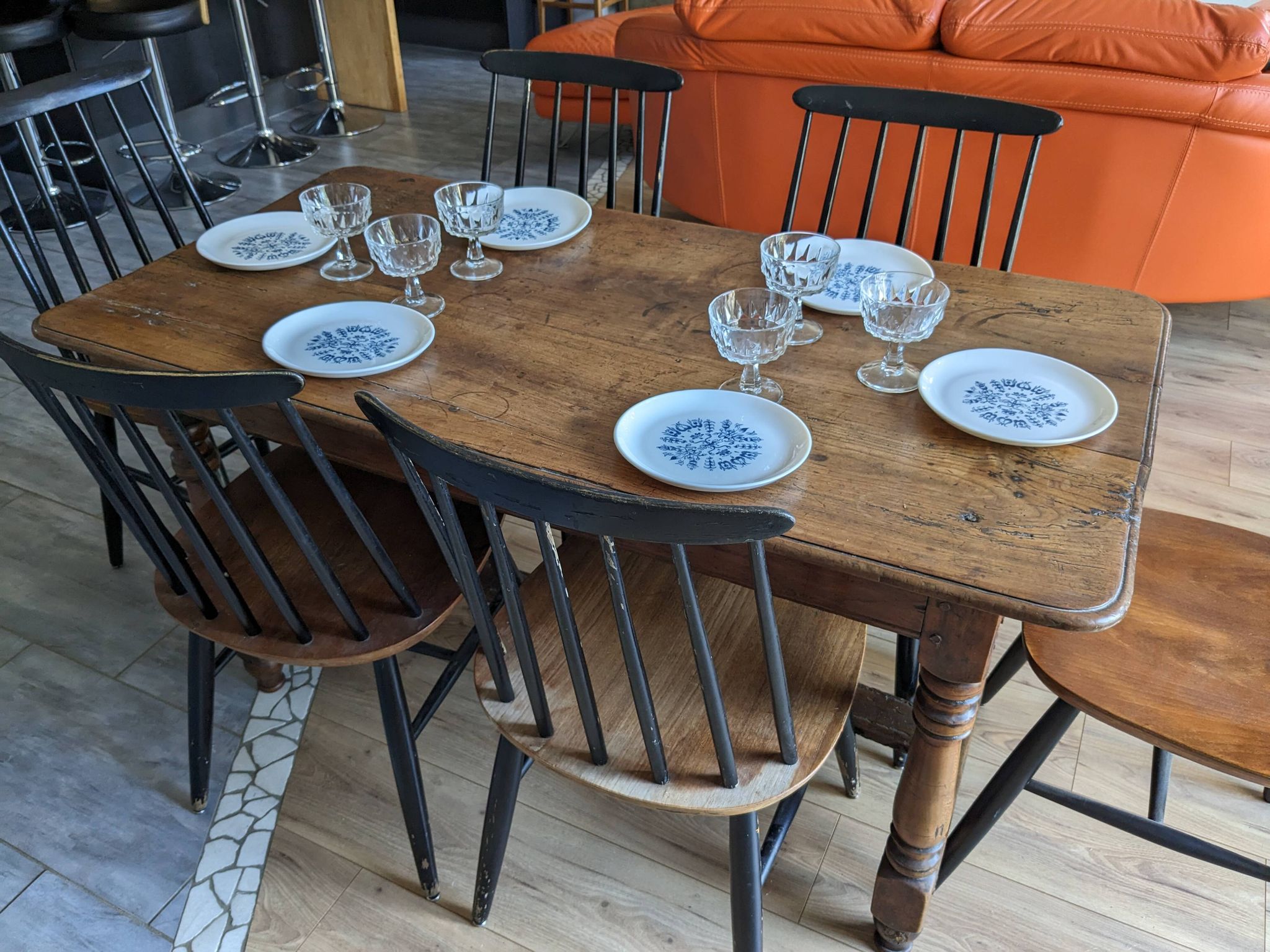 Service de 10 assiettes à dessert vintages par Sovirel